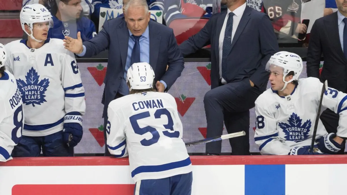 NHL coach on the hot seat Toronto Maple Leafs Craig Berube 2025: Are the Leafs running out of patience? - Article News sur NHL Insight