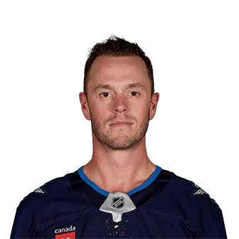 Jonathan Toews headshot