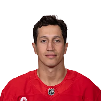 Dominik Shine headshot