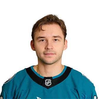 Philipp Kurashev headshot