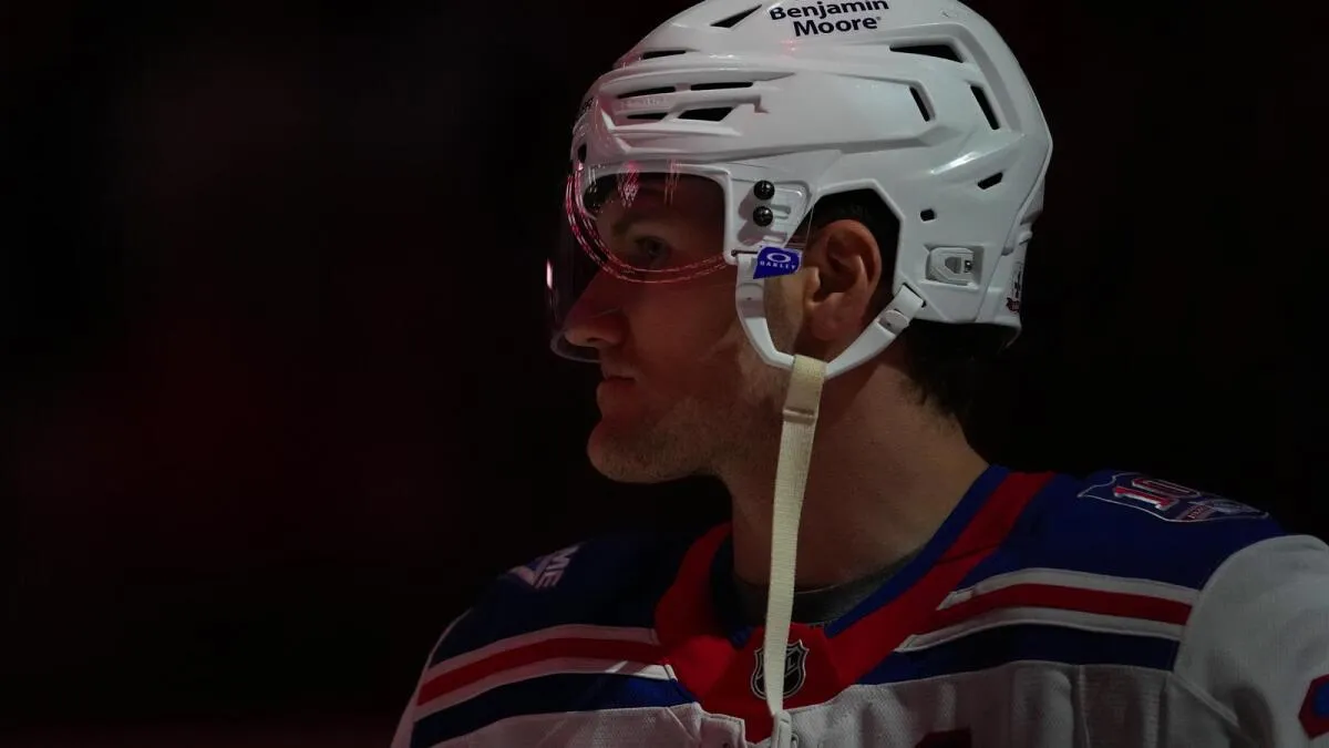 Adam Fox placed on long-term injured reserve by Rangers after upper body injury - Article News sur NHL Insight