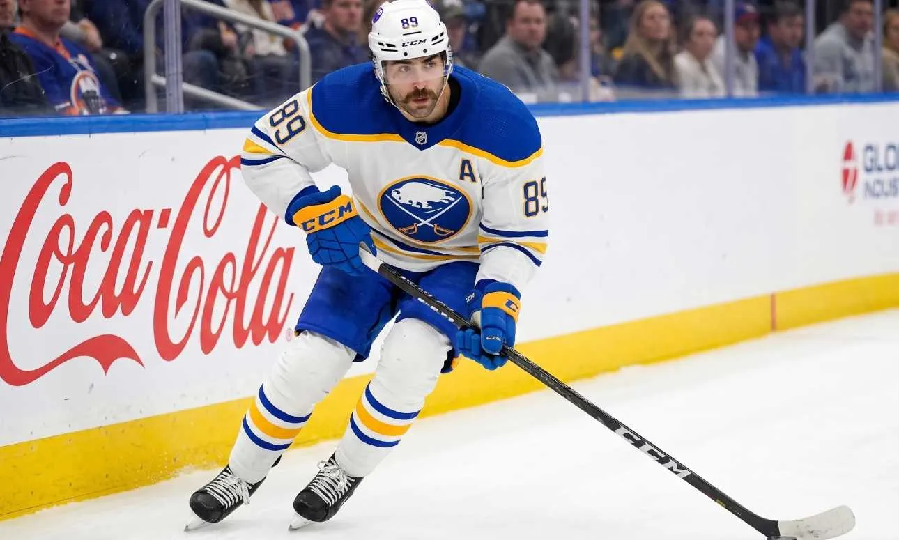 Buffalo Sabres prioritize re-signing Alex Tuch as 2026 NHL offseason heats up - Article News sur NHL Insight