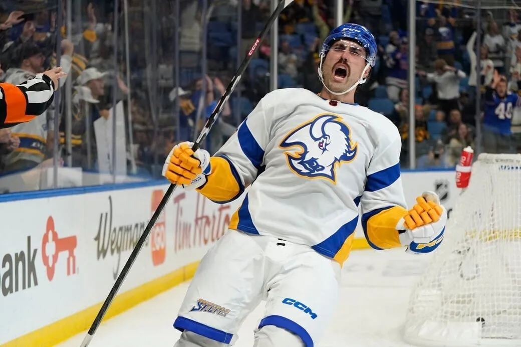 Alex Tuch's playoff cold streak raises concerns for Buffalo Sabres - Article Analysis sur NHL Insight