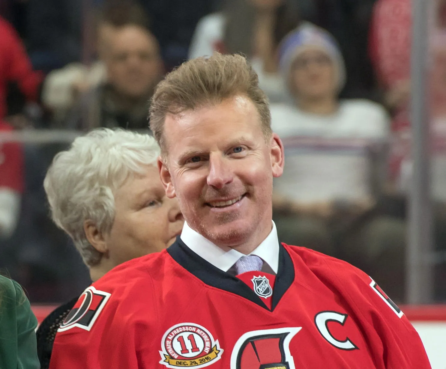 alfredsson-joins-leafs-bench_0.jpeg