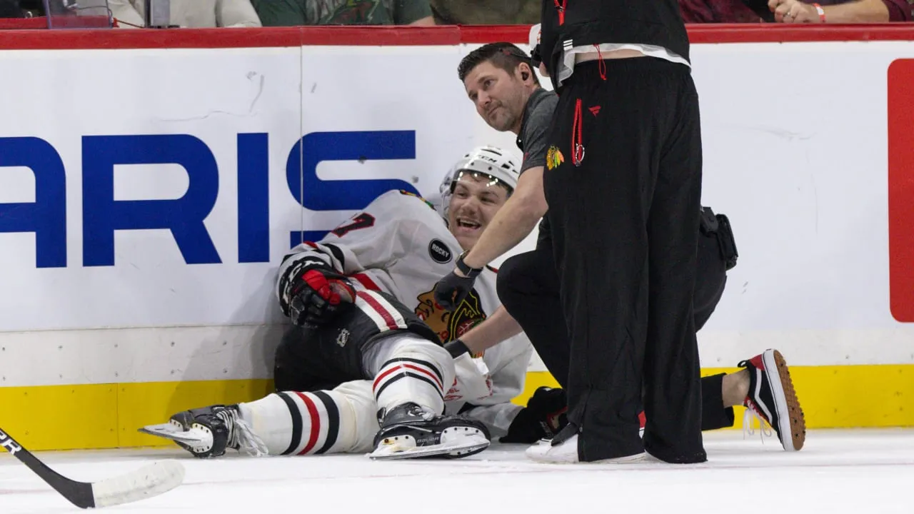 Blackhawks scratch Louis Crevier and Andrew Mangiapane with injuries - Article News sur NHL Insight