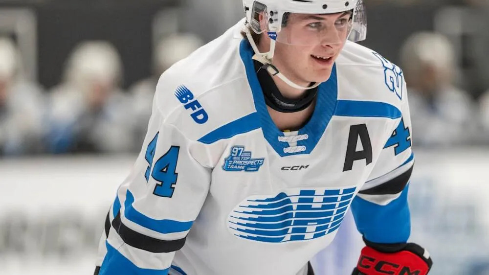 Brady Martin reassigned to Soo Greyhounds OHL: A strategic development decision - Article Draft & Prospects sur NHL Insight