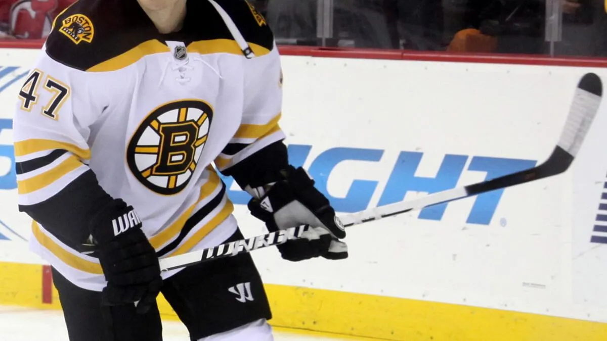 Impact of Charlie McAvoy injury on Hampus Lindholm for the Boston Bruins - Article Analysis sur NHL Insight