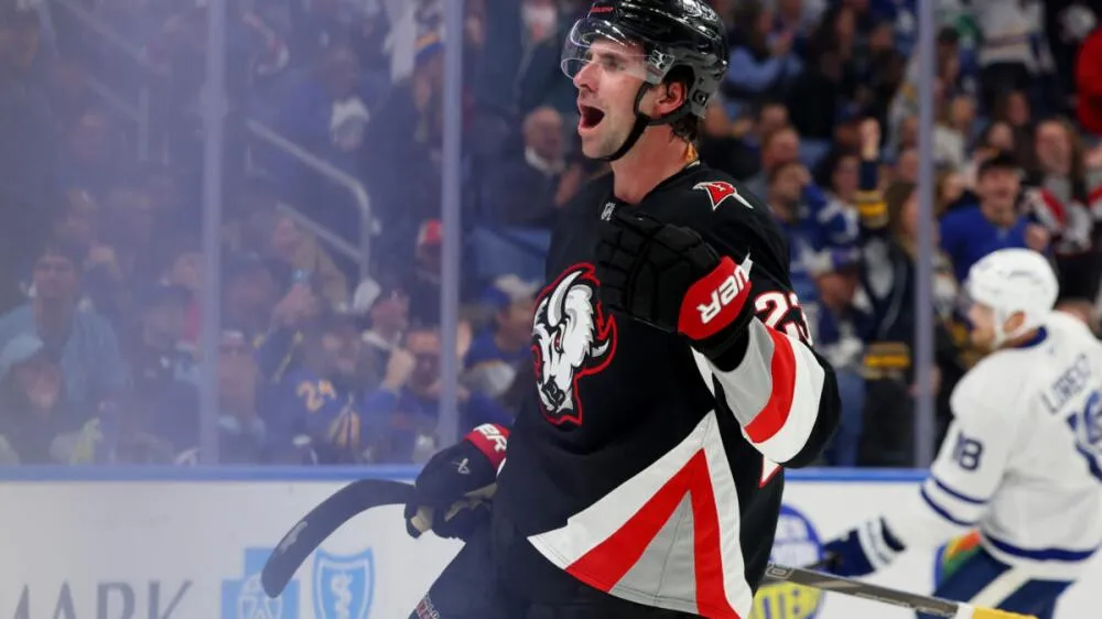 Samuelsson’s breakout night in Buffalo Sabres 5-3 win over Toronto Maple Leafs - Article News sur NHL Insight