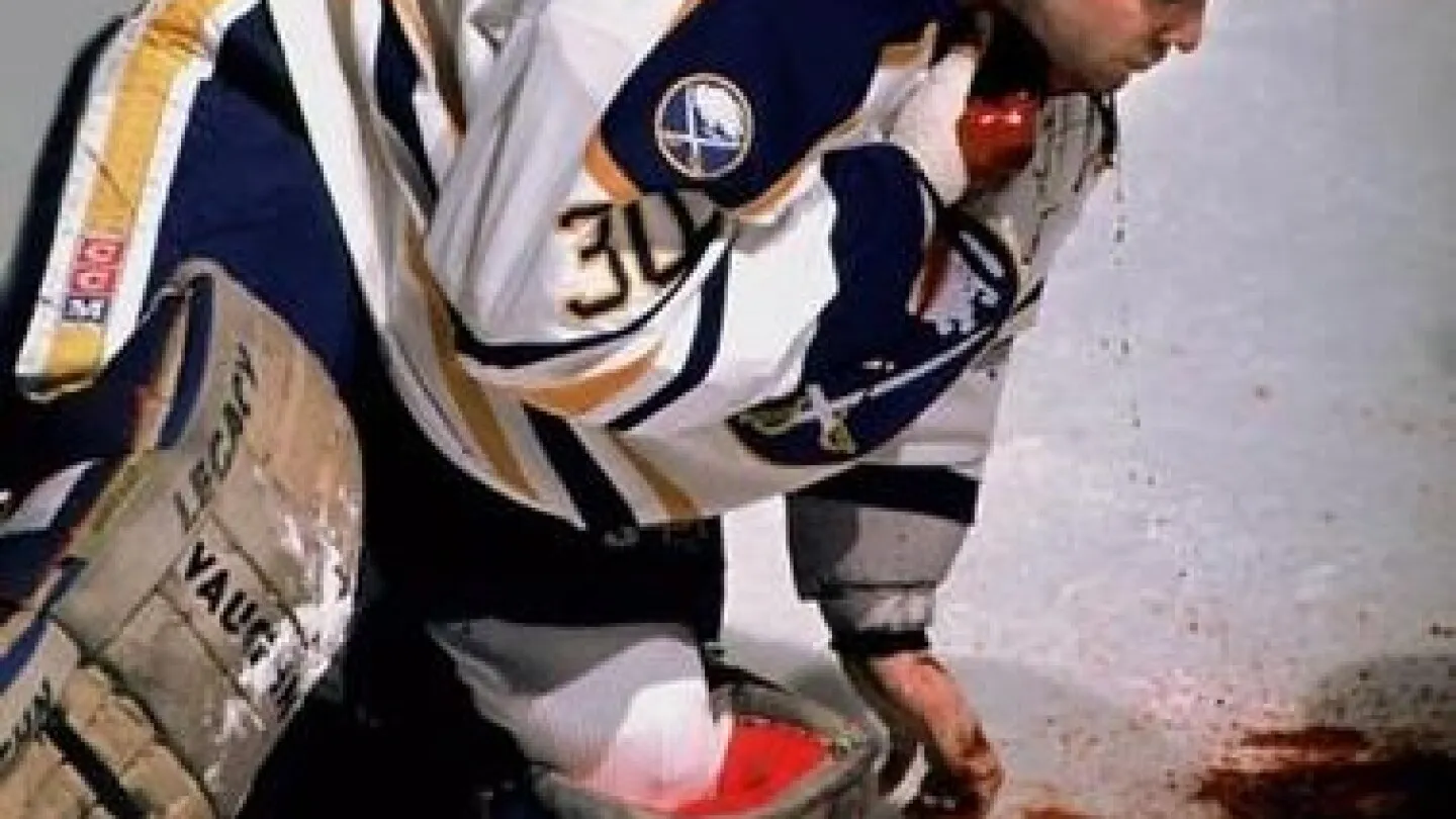 Sabres goalie Alex Lyon could miss the start of the 2026 playoffs - Article News sur NHL Insight