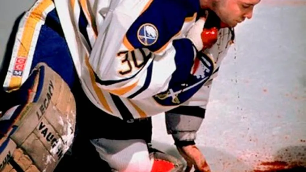 The Buffalo Sabres Injury Crisis 2025-26: Navigating an Unprecedented Wellness Challenge - Article Analysis sur NHL Insight