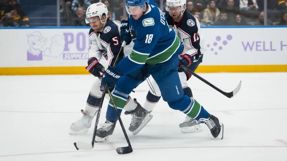 Boeser’s clutch goal lifts Vancouver Canucks past Columbus Blue Jackets 4-3 - Article News sur NHL Insight