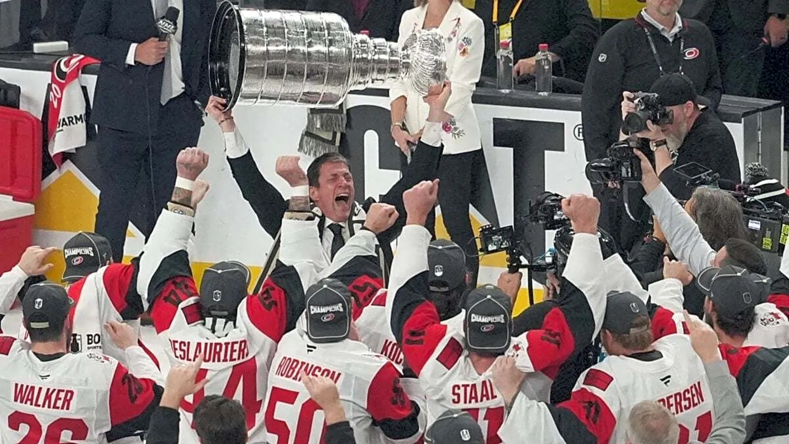 Carolina Hurricanes set for 2027 repeat bid - Article Analysis sur NHL Insight
