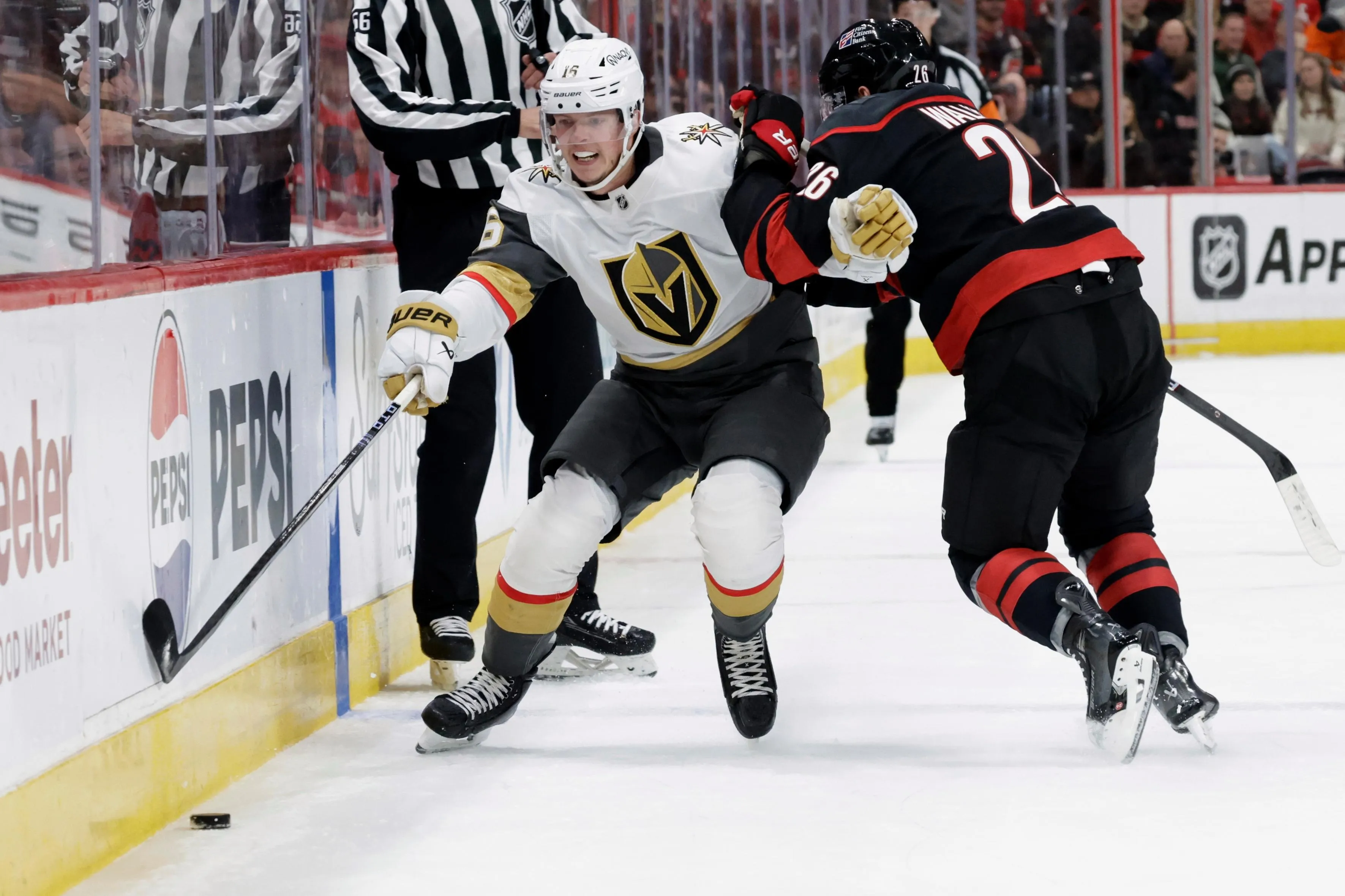 carolina-hurricanes-vs-vegas-golden-knights-stanley-cup-final_0.jpg