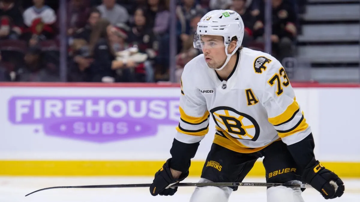 Charlie McAvoy activated off injured reserve set to return against Winnipeg Jets - Article News sur NHL Insight