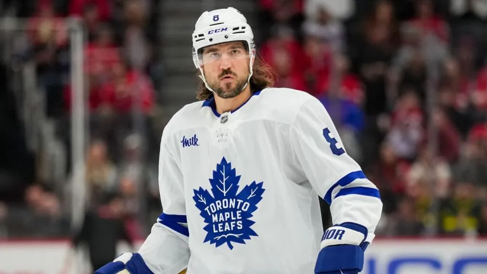 Chris Tanev Injury Shakes Toronto Maple Leafs’ Defense Structure - Article Analysis sur NHL Insight