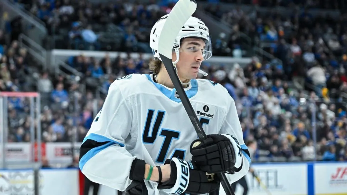 clayton-keller-blues-tribute_1.jpg