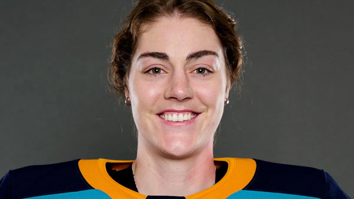 Corinne Schroeder 2024-25 PWHL report card: A comprehensive evaluation - Article Analysis sur NHL Insight