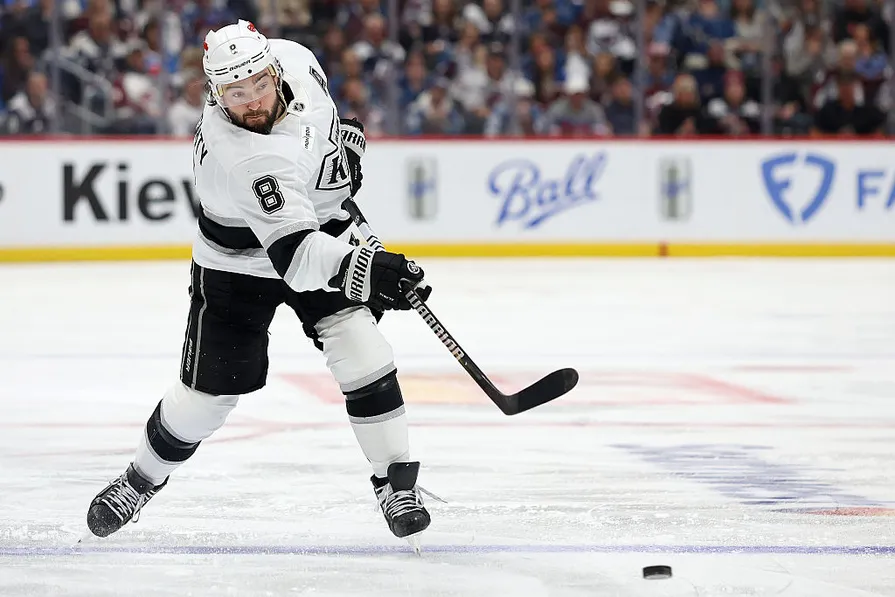 Kings defer Doughty talks as Clarke locks in long-term role - Article Analysis en vedette sur NHL Insight