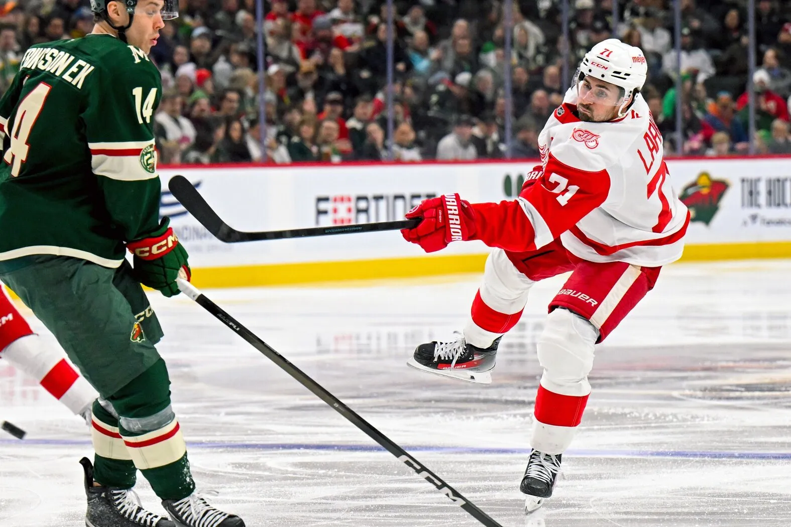 Yzerman's Larkin Trade Dilemma: Minnesota Leads the Way - Article Analysis sur NHL Insight