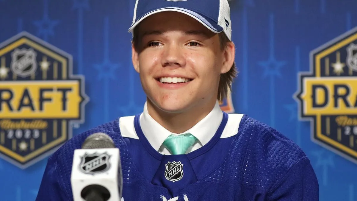 Easton Cowan’s rookie season: Maple Leafs prospect development and the AHL path - Article Draft & Prospects sur NHL Insight