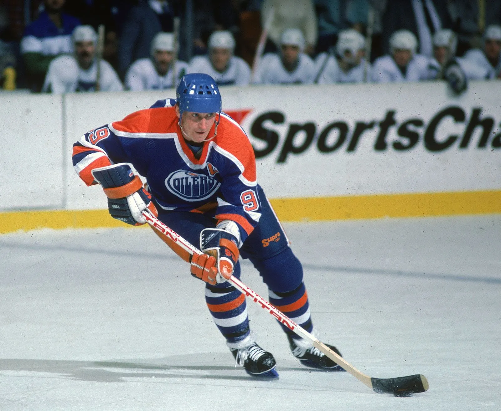 Oilers coaching carousel: 21 changes since 1990 yield no Cup - Article Analysis sur NHL Insight