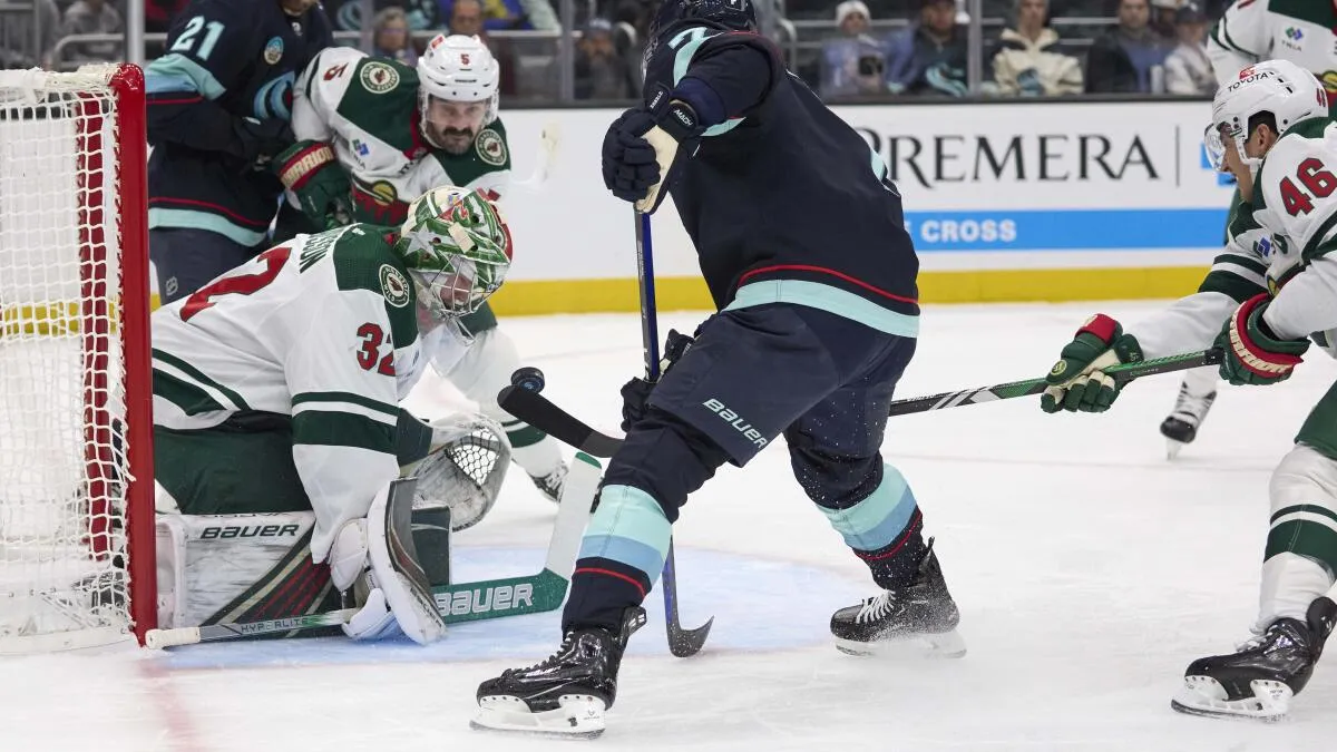 filip-gustavsson-shutout_10.jpg