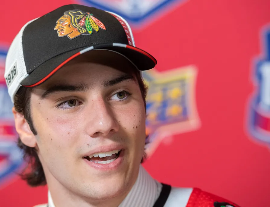 Frank Nazar Embraces Leadership Role After Early Extension - Article Analysis en vedette sur NHL Insight