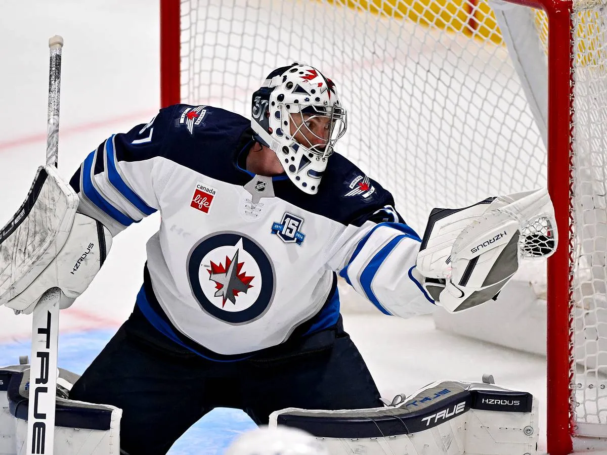 Sabres eye Hellebuyck but face steep asking price after 2026 draft - Article Analysis sur NHL Insight