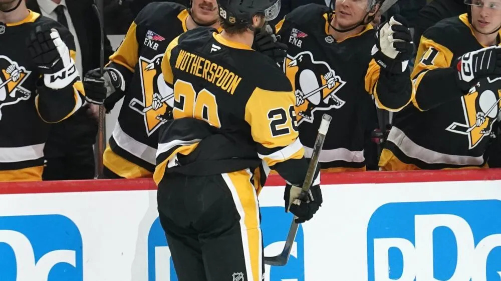 October 31 NHL History: Milestones, Hat Tricks and Halloween Classics - Article News sur NHL Insight