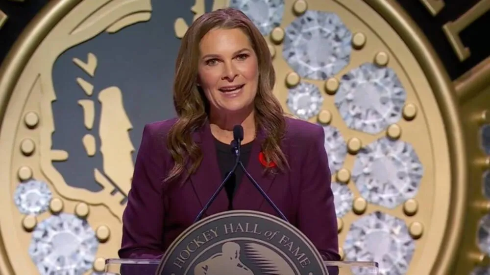 Jennifer Botterill Hall of Fame speech reveals timeless hockey wisdoms - Article Analysis sur NHL Insight