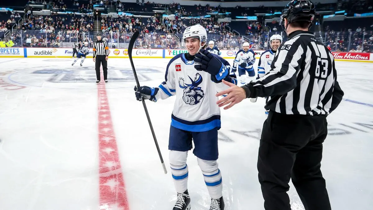 Jets prospects Brayden Yager and Colby Barlow Manitoba Moose AHL starts comparison: two first-rounders, two very different stories - Article Analysis sur NHL Insight