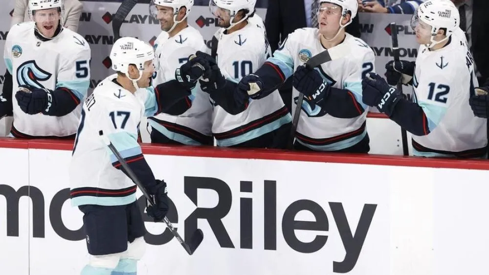 jets-vs-kraken-shutout_2.jpg