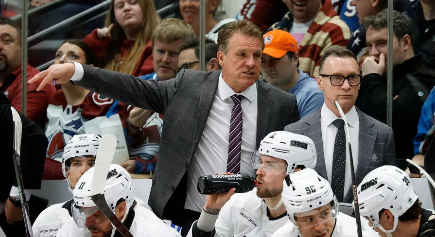 Leafs Hire Hiller to Fix Power Play and Restore Postseason Form - Article Analysis en vedette sur NHL Insight