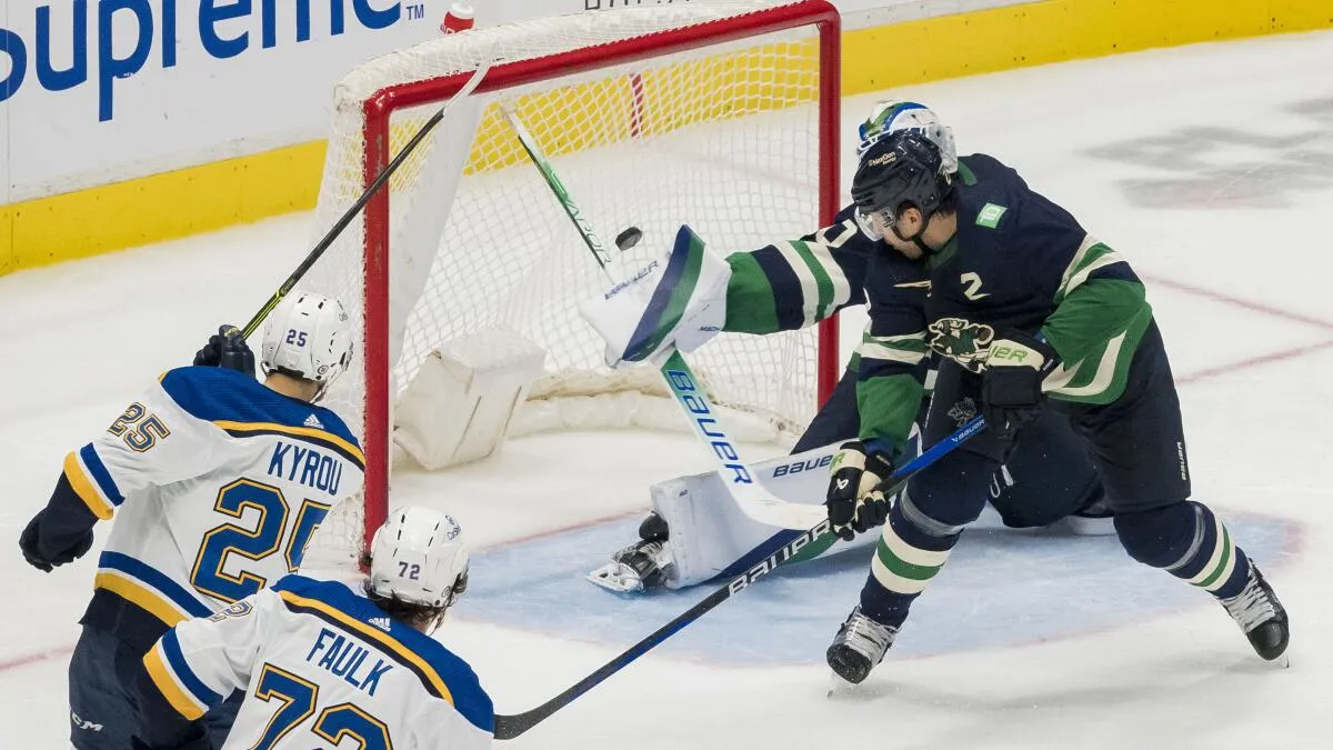 Jordan Kyrou's shootout goal snaps Lightning's streak - Article News sur NHL Insight