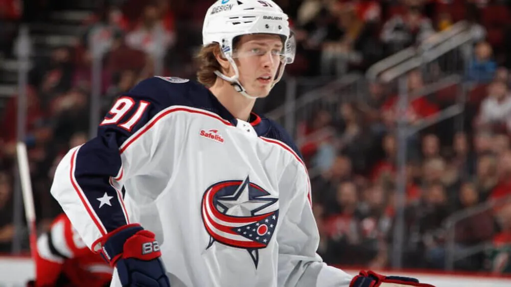 Why Kent Johnson's healthy scratch sends a message to the Columbus Blue Jackets forward - Article Analysis sur NHL Insight