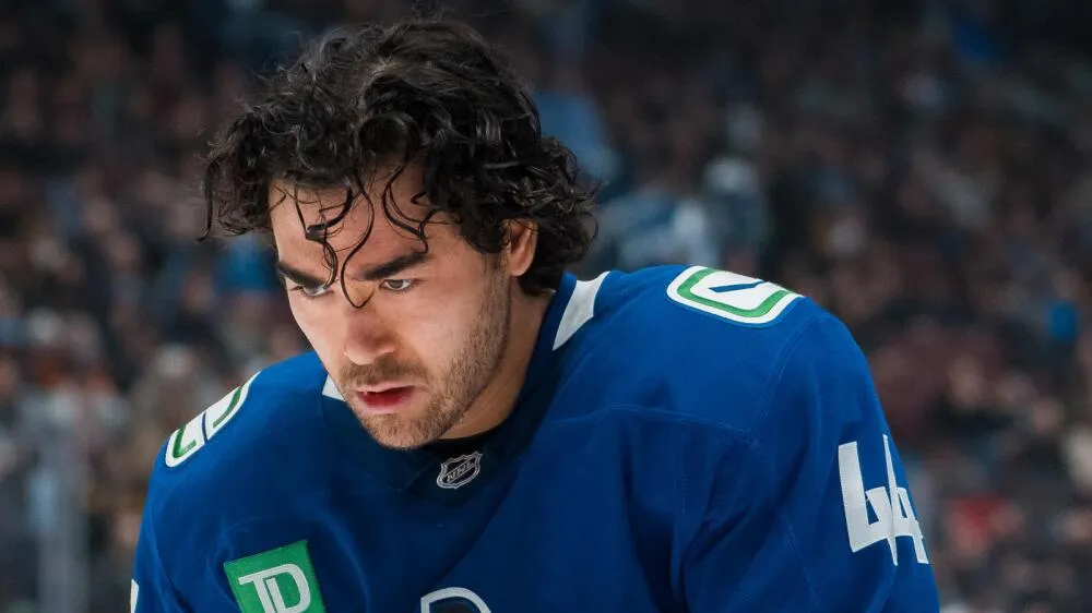 Kiefer Sherwood leads Canucks in scoring as contract talks loom - Article Analysis sur NHL Insight