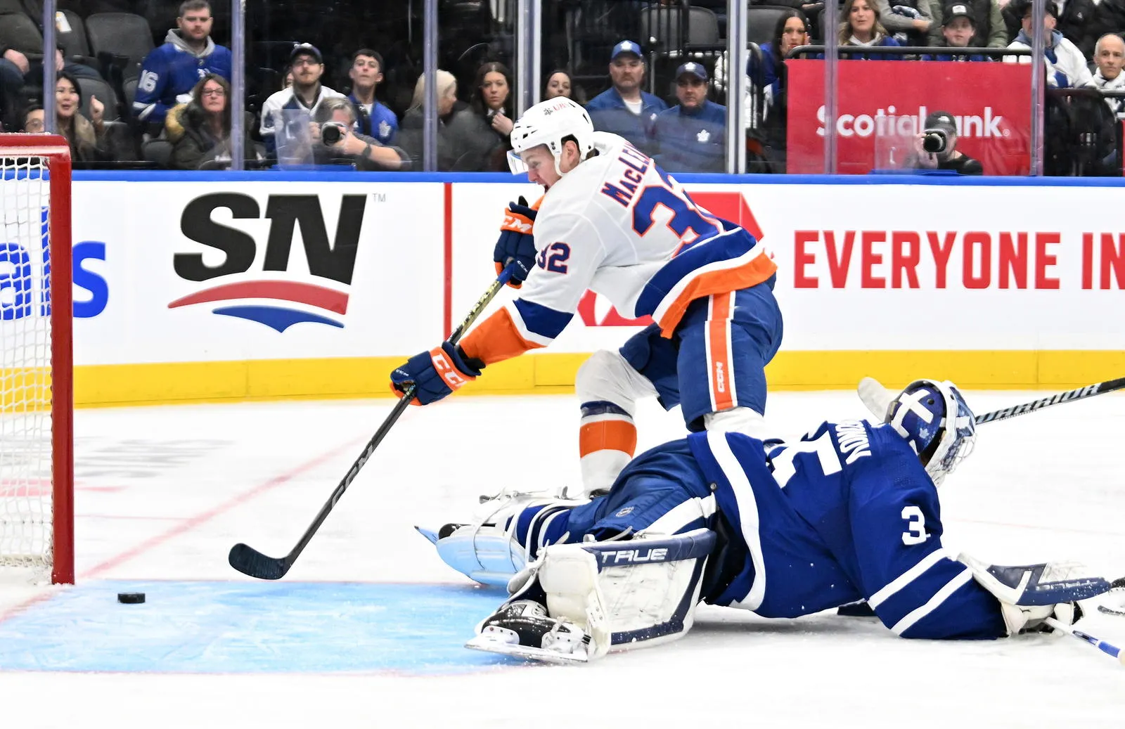 Kyle MacLean's full-circle moment against the Hurricanes - Article Analysis sur NHL Insight