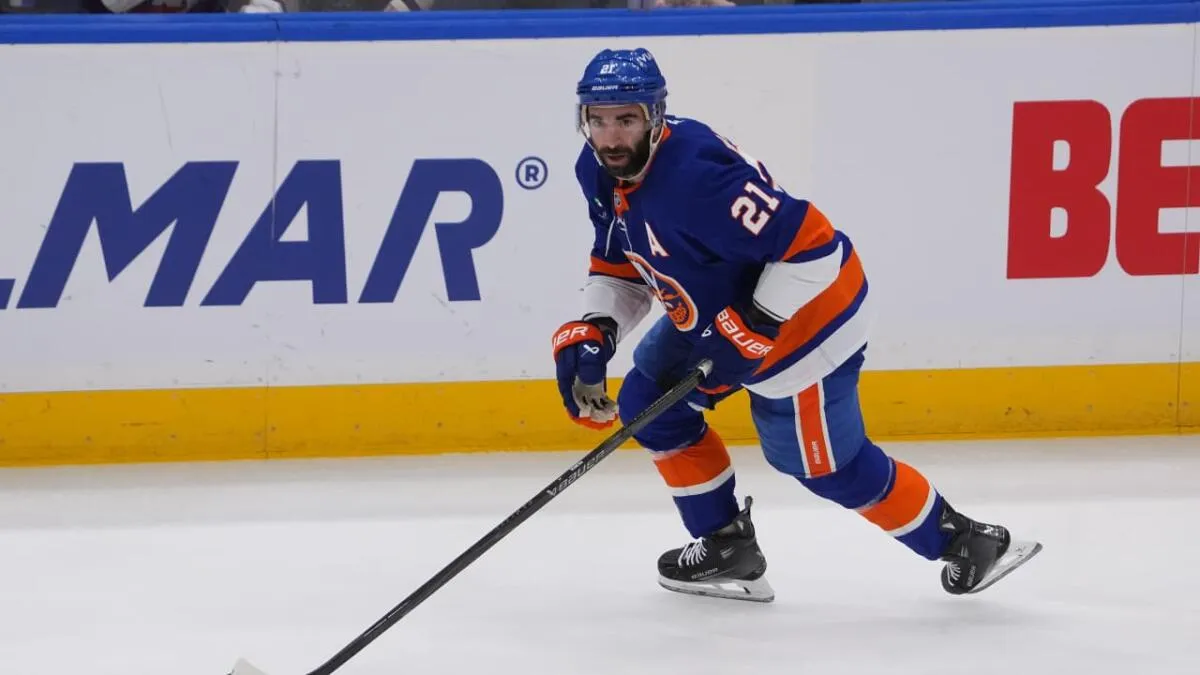 Kyle Palmieri torn ACL 6-8 months: Islanders veteran faces devastating injury - Article News sur NHL Insight