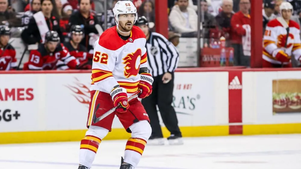 MacKenzie Weegar struggles early 2025-26 season: defensive lapses plague veteran blueliner - Article Analysis sur NHL Insight