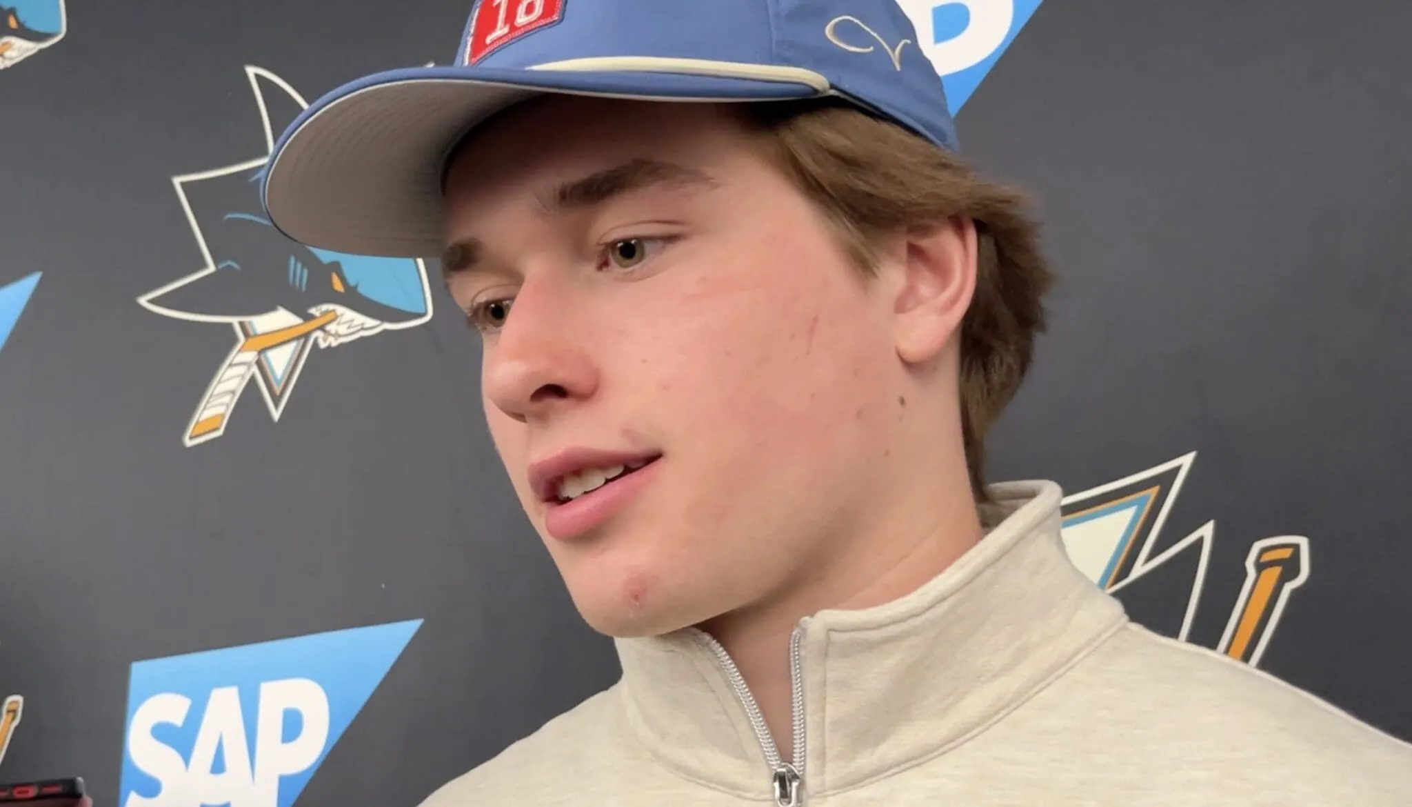 Macklin Celebrini Extension Projections Center on $15M AAV Short-Term Deal - Article Analysis sur NHL Insight