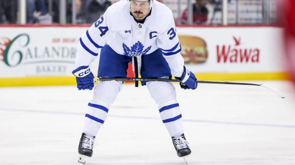 Maple Leafs Enter 2025-26 With High Hopes, But Early Struggles Signal Depth and Cohesion Issues - Article Analysis sur NHL Insight