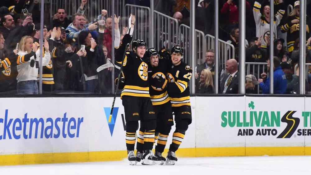 From healthy scratch to first-line center: Marat Khusnutdinov’s breakout season with the Boston Bruins 2025-26 - Article Draft & Prospects sur NHL Insight