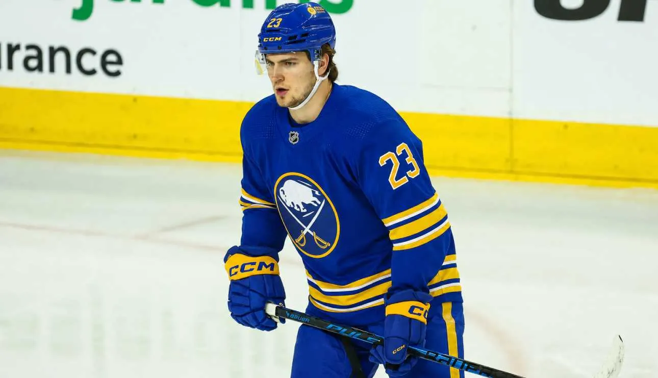 Maple Leafs Weigh Overpay Offers for Matthew Knies - Article Analysis sur NHL Insight