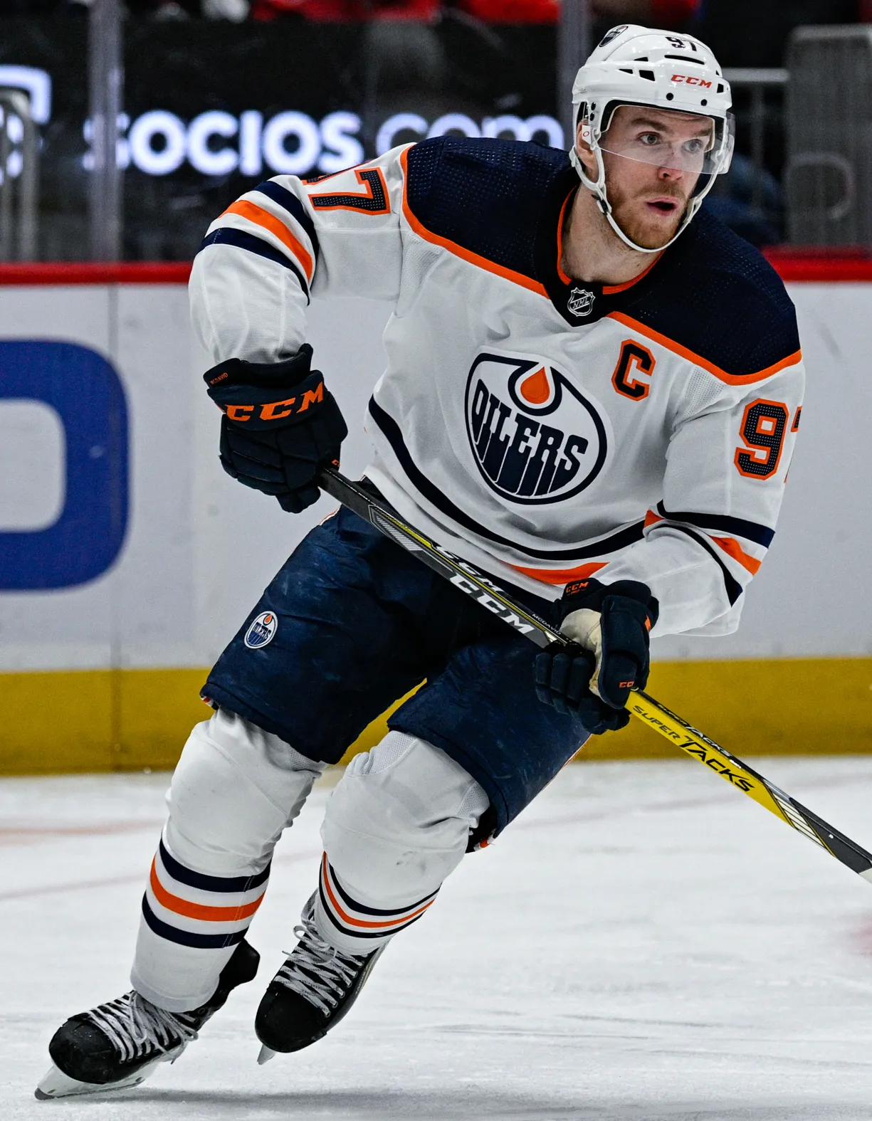 Is the window closing to keep Connor McDavid in Edmonton? - Article Analysis sur NHL Insight