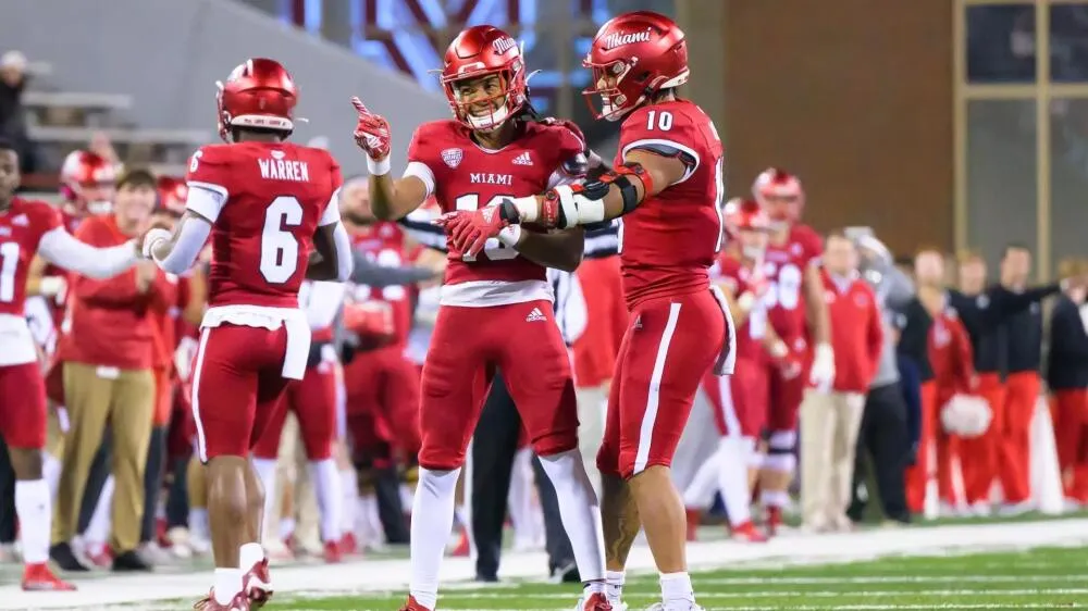 Miami RedHawks break 659-day drought with first NCHC win - Article Analysis sur NHL Insight