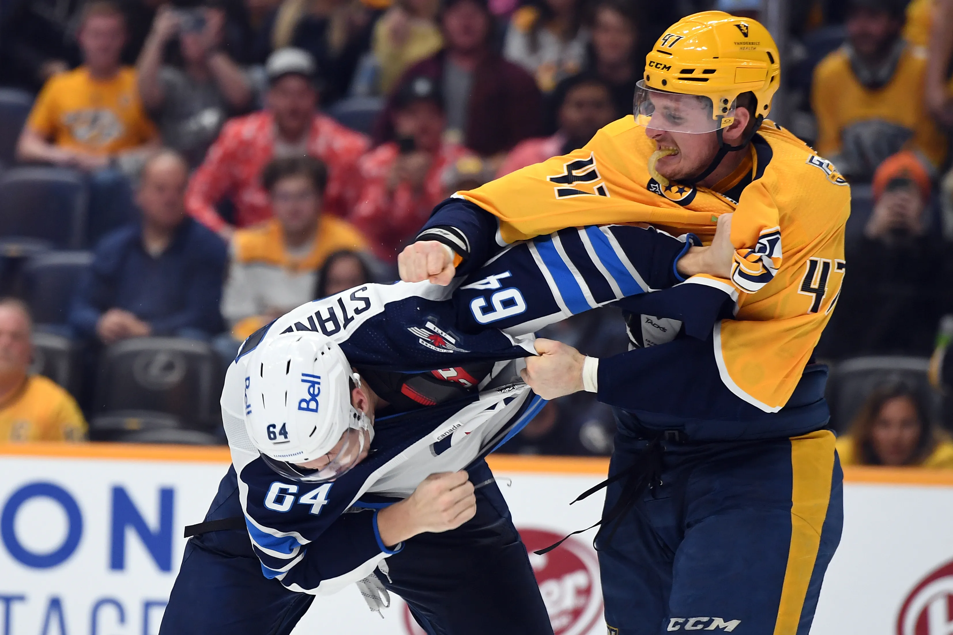 Predators trade Michael McCarron to Wild for 2028 second-round pick - Article News sur NHL Insight