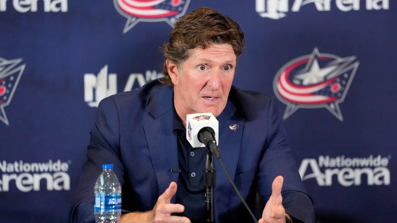 mike-babcock-coaching-press-conference_0.jpg
