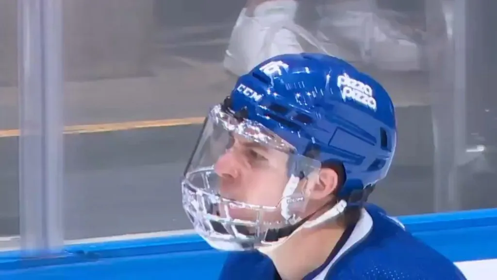 Mitch Marner notches first playoff hat trick in Golden Knights' Game 3 rout - Article News sur NHL Insight