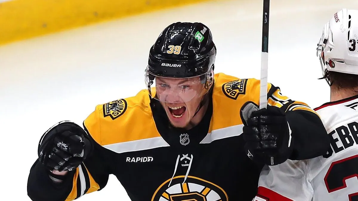 Morgan Geekie contract extension with Boston Bruins: the full breakdown - Article News sur NHL Insight