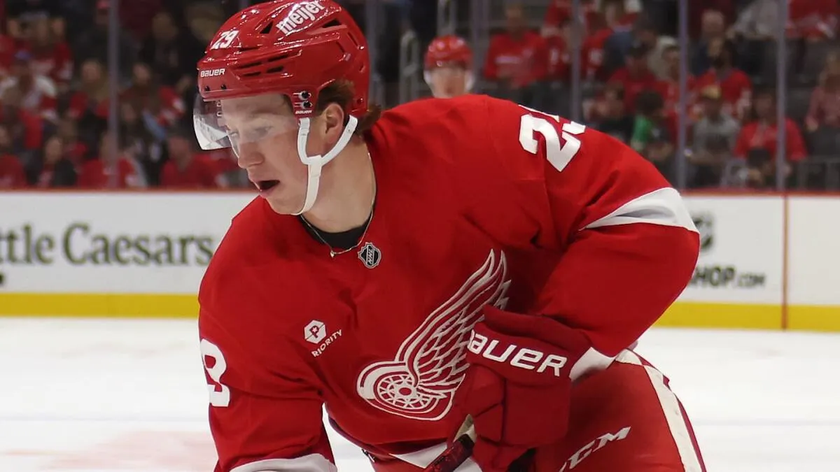 Detroit Red Wings Nate Danielson NHL debut and breakout week: A rookie's emergence - Article Analysis sur NHL Insight